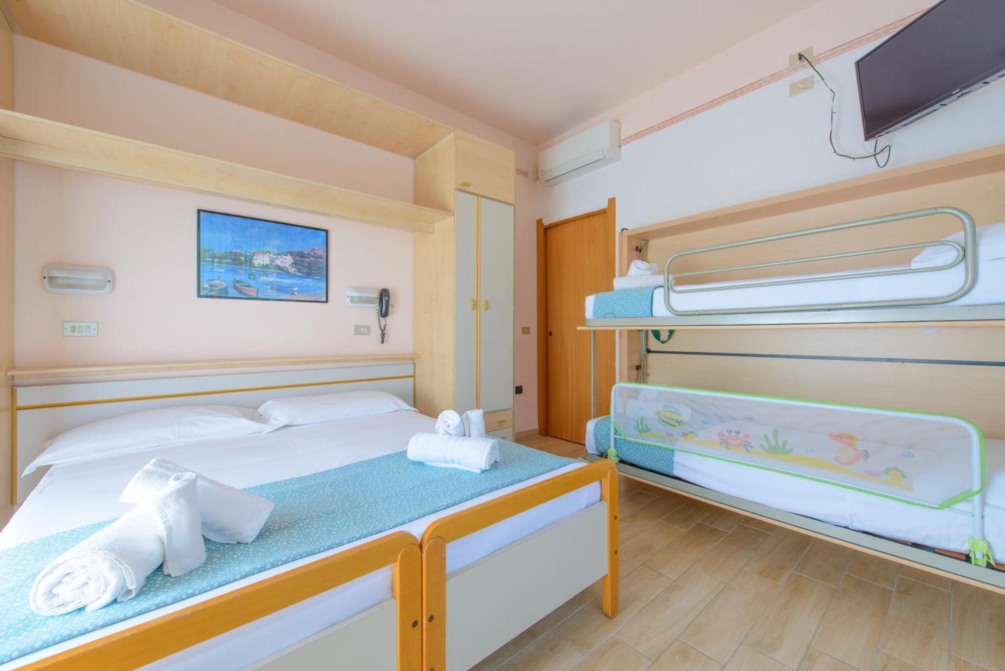 Hotel Colorado ريميني المظهر الخارجي الصورة