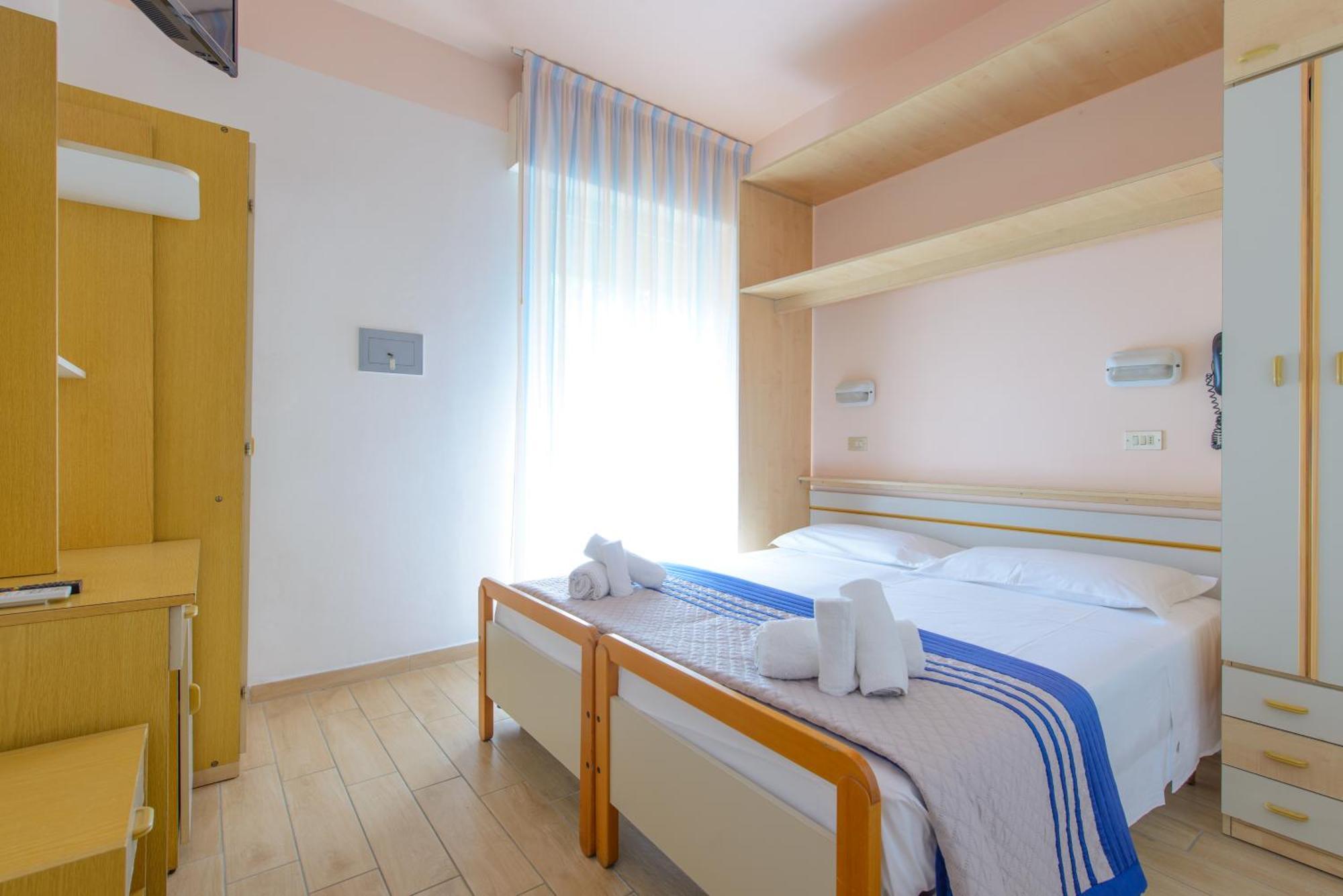 Hotel Colorado ريميني المظهر الخارجي الصورة