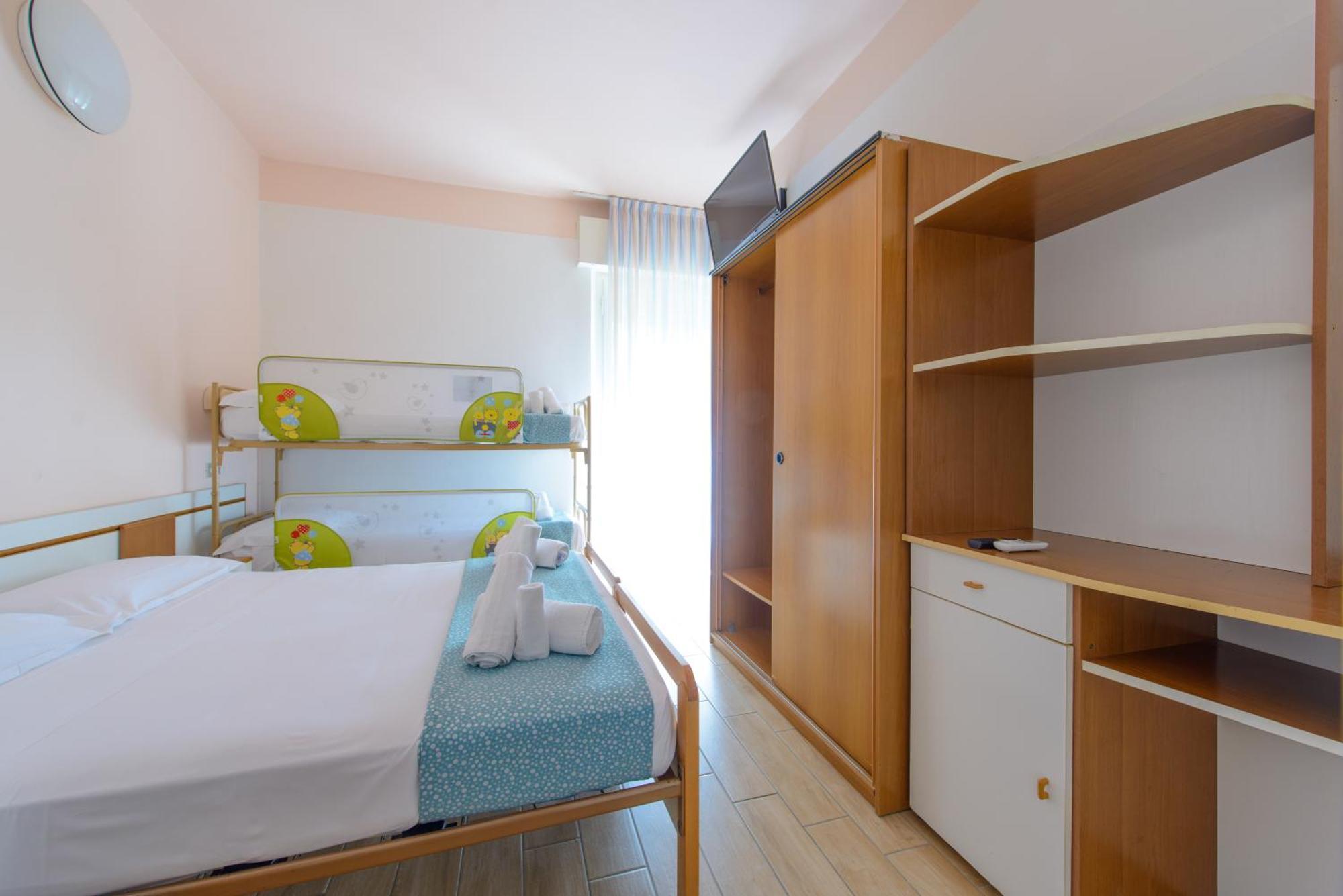 Hotel Colorado ريميني المظهر الخارجي الصورة